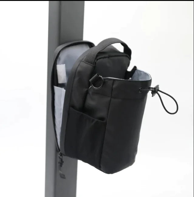 Large Capacity Magnetic Suction Portable And Versatile Fitness Kettle Pannier Bag